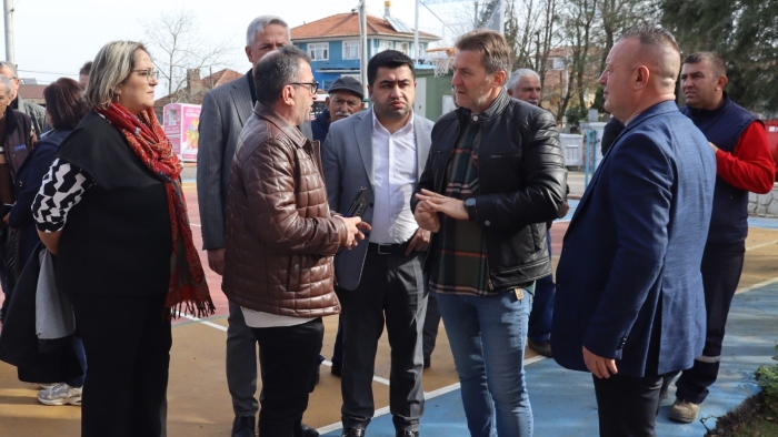 İzmit Belediyesi, Balören ve Gülbahçe Kadriye Mahallesi sakinlerini dinledi